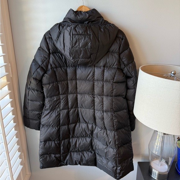 Michael Kors Women's Hooded Packable Down Fill Puffer Coat - Picture 5 of 8